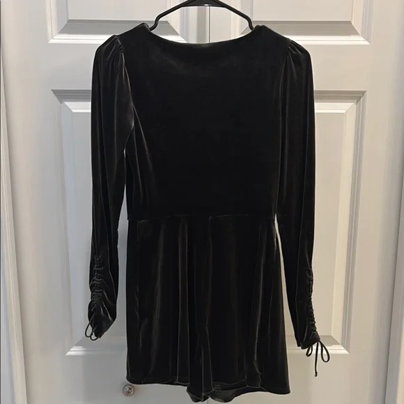 Elegant Dark Green Velvet Romper - Picture 6 of 7